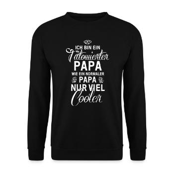 Tätowierter Papa - Unisex Pullover - Schwarz - Vorne - Alina (178cm) & Michal (187cm)