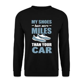 Mes chaussures ont plus de kilomètres que votre marathon automobile - Sweat-shirt Unisexe - noir - Devant - Alina (178cm) & Michal (187cm)