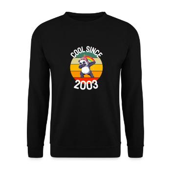Cool Seit 2003 Retro Dabbing Panda 19. Geburtstag - Unisex Pullover - Schwarz - Vorne - Alina (178cm) & Michal (187cm)