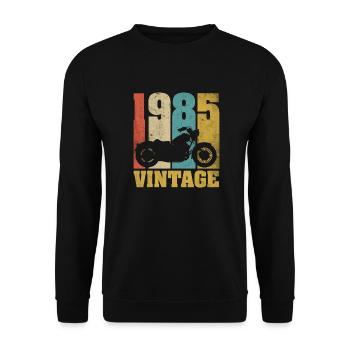 1985 Jahrgang Geburtstag Biker Motorrad Geschenk - Unisex Pullover - Schwarz - Vorne - Alina (178cm) & Michal (187cm)