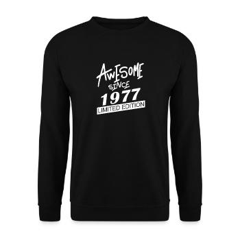 1977 - Unisex Pullover - Schwarz - Vorne - Alina (178cm) & Michal (187cm)