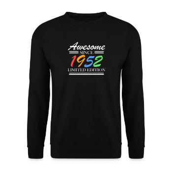 1952 - Born 1952 - Unisex Sweatshirt - black - Front - Alina (178cm) & Michal (187cm)