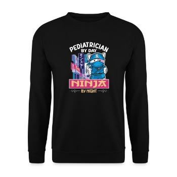 Pädiatrie - Pediatrician by day Ninja by night - Unisex Pullover - Schwarz - Vorne - Alina (178cm) & Michal (187cm)