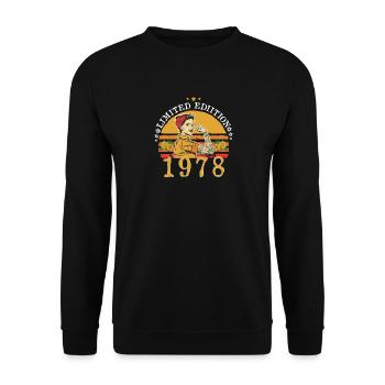 Original 1978 Vintage Birthday Gift 1978 - Unisex Sweatshirt - black - Front - Alina (178cm) & Michal (187cm)