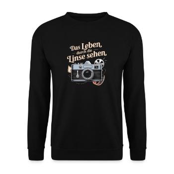 Das Leben Durch Die Linse Sehen Vintage Camera - Unisex Pullover - Schwarz - Vorne - Alina (178cm) & Michal (187cm)