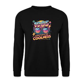 1985 Geburtjahr der Coolness - Unisex Pullover - Schwarz - Vorne - Alina (178cm) & Michal (187cm)