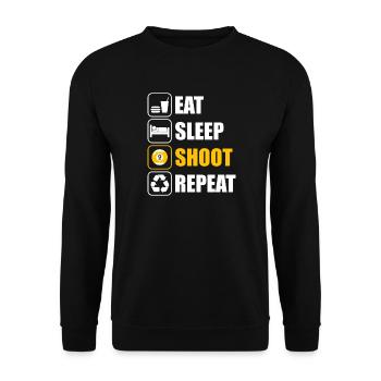 Eat sleep shoot lustiges Billard Billardspieler - Unisex Pullover - Schwarz - Vorne - Alina (178cm) & Michal (187cm)