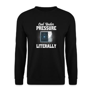 HVAC Techniker Spruch - Lüftung Profis Männer - Unisex Pullover - Schwarz - Vorne - Alina (178cm) & Michal (187cm)