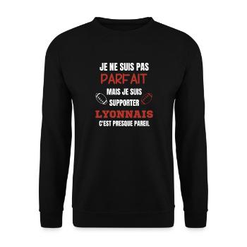 Supporter Rugby Lyonnais Humour - Unisex Sweatshirt - black - Front - Alina (178cm) & Michal (187cm)