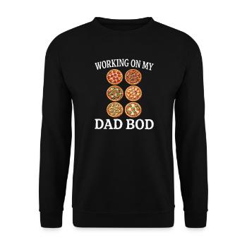 Pizza-Grid: Working on My Dad Bod - Unisex Pullover - Schwarz - Vorne - Alina (178cm) & Michal (187cm)