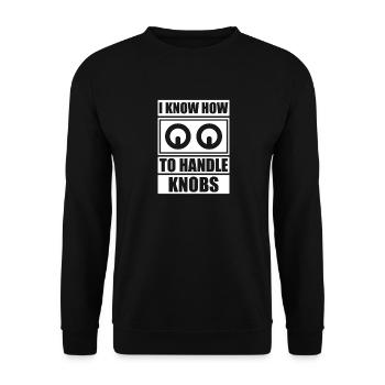 Handle knobs Sound engineer Sound engineer - Unisex Sweatshirt - black - Front - Alina (178cm) & Michal (187cm)