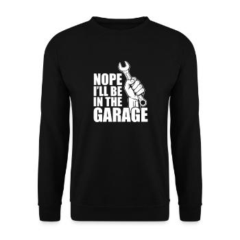 I'll be in the garage Car lover car guy mechanic - Unisex Pullover - Schwarz - Vorne - Alina (178cm) & Michal (187cm)