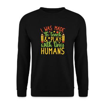 Pre K Teacher Teach & Play Kindergarten Teacher - Unisex Sweatshirt - black - Front - Alina (178cm) & Michal (187cm)