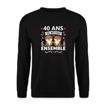 40 Ans Ensemble Bêtises Amicales - Sweat-shirt Unisexe - noir - Devant - Alina (178cm) & Michal (187cm)
