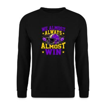 Wir gewinnen fast immer – lila und goldener Fan - Unisex Pullover - Schwarz - Vorne - Alina (178cm) & Michal (187cm)