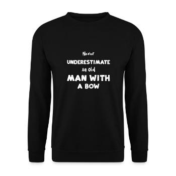 Never Underestimate An Old Man W... - Unisex Pullover - Schwarz - Vorne - Alina (178cm) & Michal (187cm)
