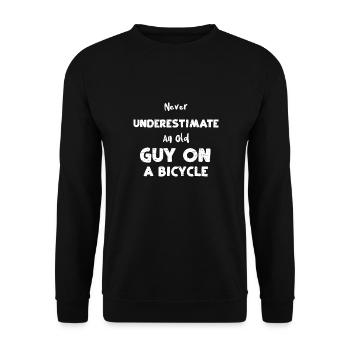 Never Underestimate An Old Guy O... - Unisex Pullover - Schwarz - Vorne - Alina (178cm) & Michal (187cm)
