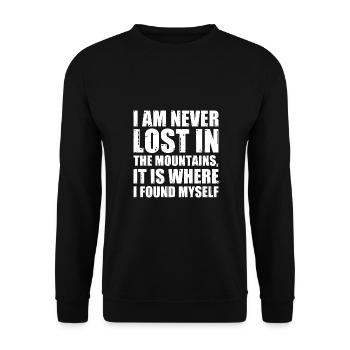 I Am Never Lost In The Mountains It Is Where I Fou - Unisex Pullover - Schwarz - Vorne - Alina (178cm) & Michal (187cm)