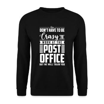 Postbote Arbeit - Unisex Pullover - Schwarz - Vorne - Alina (178cm) & Michal (187cm)