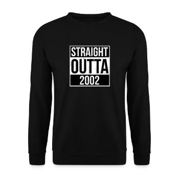 Straight Outta 2002 - Unisex Pullover - Schwarz - Vorne - Alina (178cm) & Michal (187cm)