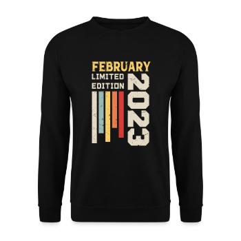 February 2023 - Birthday Gift February 2023 - Unisex Sweatshirt - black - Front - Alina (178cm) & Michal (187cm)