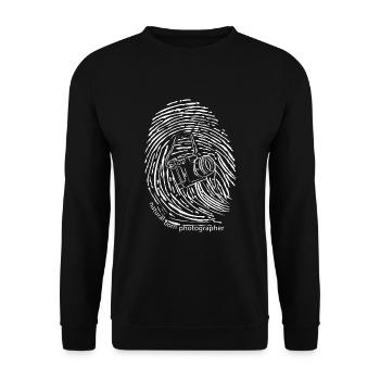 natural born photographer photographe t-shirt - Sweat-shirt Unisexe - noir - Devant - Alina (178cm) & Michal (187cm)