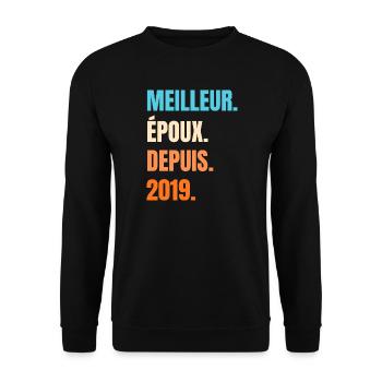 Best Husband Since 2019 Gift Husband - Unisex Sweatshirt - black - Front - Alina (178cm) & Michal (187cm)