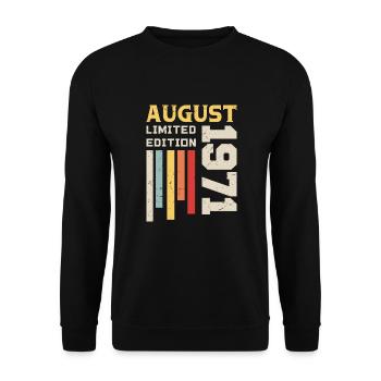 August 1971 - Birthday gift August 1971 August - Unisex Sweatshirt - black - Front - Alina (178cm) & Michal (187cm)