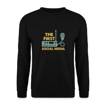 Das Erste Soziale Medium Funkgerät Mikrofon Retro - Unisex Pullover - Schwarz - Vorne - Alina (178cm) & Michal (187cm)
