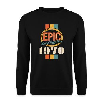 Legendär seit 1970 - Unisex Pullover - Schwarz - Vorne - Alina (178cm) & Michal (187cm)