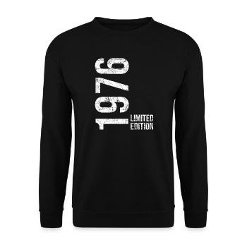 50. Geburtstag Mann Frau 50 Jahre Deko 1976 Lustig - Unisex Pullover - Schwarz - Vorne - Alina (178cm) & Michal (187cm)