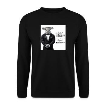 Limitierter Eintritt: Hai im Smoking - Unisex Pullover - Schwarz - Vorne - Alina (178cm) & Michal (187cm)