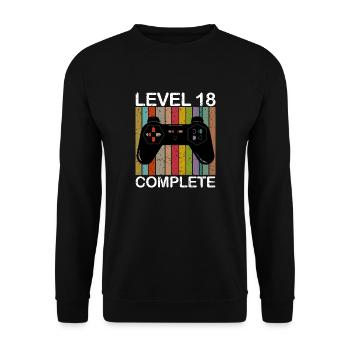 Level 18 Complete - 18. Geburtstag Gamer - Unisex Pullover - Schwarz - Vorne - Alina (178cm) & Michal (187cm)