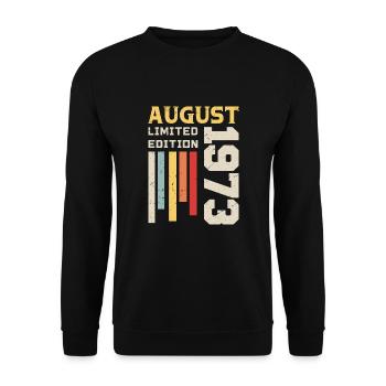 August 1973 - Birthday Gift August 1973 August - Unisex Sweatshirt - black - Front - Alina (178cm) & Michal (187cm)