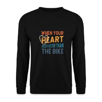 Dirt Biker Riding Your Heart Races Faster - Unisex Pullover - Schwarz - Vorne - Alina (178cm) & Michal (187cm)