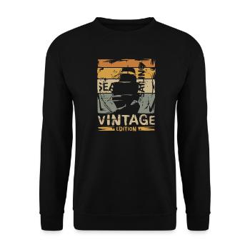 Sailing Vintage Edition – Retro Segeln Design - Sweat-shirt Unisexe - noir - Devant - Alina (178cm) & Michal (187cm)