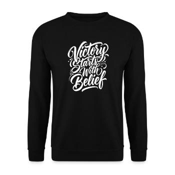 Der Sieg beginnt mit dem Glauben - Unisex Pullover - Schwarz - Vorne - Alina (178cm) & Michal (187cm)