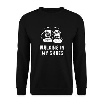 Sneaker walking in my shoes - Unisex Sweatshirt - black - Front - Alina (178cm) & Michal (187cm)