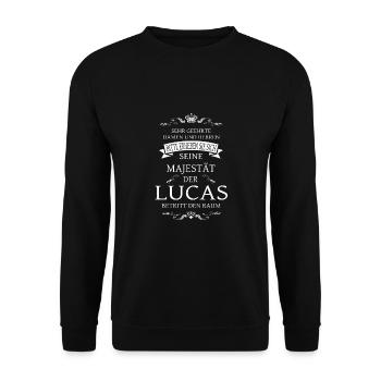 Seine Majestät der Lucas betritt den Raum - Unisex Pullover - Schwarz - Vorne - Alina (178cm) & Michal (187cm)