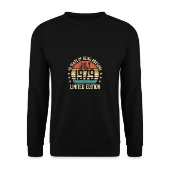 Born July 1979 Limited Edition 40th Birthday - Unisex Sweatshirt - black - Front - Alina (178cm) & Michal (187cm)