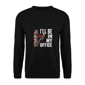Motorsäge I'll Be In My Office Holzfäller - Unisex Pullover - Schwarz - Vorne - Alina (178cm) & Michal (187cm)