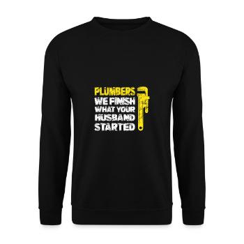 Handwerker Installateur Spruch Klempner - Unisex Pullover - Schwarz - Vorne - Alina (178cm) & Michal (187cm)