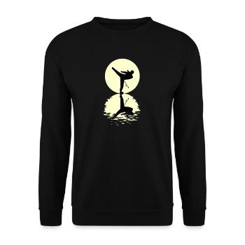 Moon Capoeira Tshirt - Unisex Pullover - Schwarz - Vorne - Alina (178cm) & Michal (187cm)