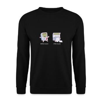 Before After College Schule Ausbildung Ausgelernt - Unisex Pullover - Schwarz - Vorne - Alina (178cm) & Michal (187cm)