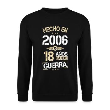 18e anniversaire - Fabriqué en 2006 18 ans à donner la guerre - Sweat-shirt Unisexe - noir - Devant - Alina (178cm) & Michal (187cm)