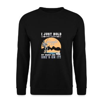 Lustiger Angler Fischer Spruch Angeln - Unisex Pullover - Schwarz - Vorne - Alina (178cm) & Michal (187cm)
