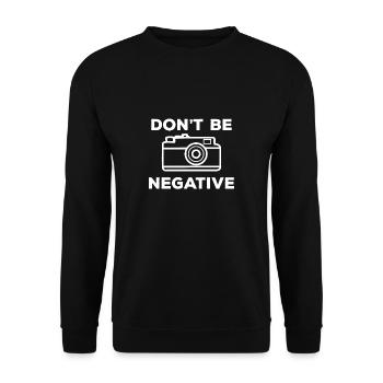 Ne soyez pas une photographie d’image négative - Sweat-shirt Unisexe - noir - Devant - Alina (178cm) & Michal (187cm)