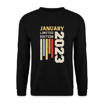 Januar 2023 - Januar 2023 Geburtstagsgeschenk - Unisex Pullover - Schwarz - Vorne - Alina (178cm) & Michal (187cm)
