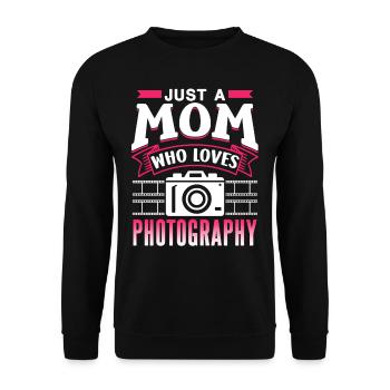 Only one mother Loves photography Mom's camera - Unisex Sweatshirt - black - Front - Alina (178cm) & Michal (187cm)