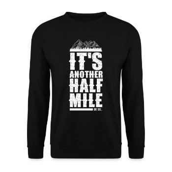 Es Ist Noch Eine Halbe Meile Oder So Wanderung - Unisex Pullover - Schwarz - Vorne - Alina (178cm) & Michal (187cm)